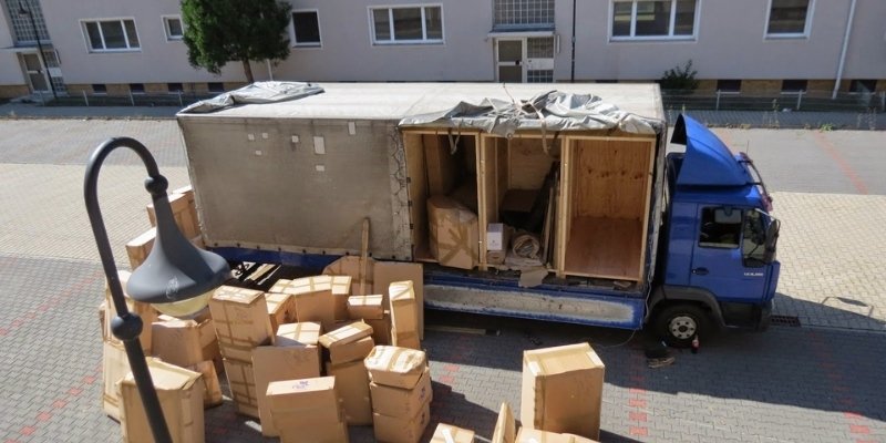 Tài Lộc Logistics chuyên vận chuyển đa dạng các mặt hàng xuyên biên giới đường bộ